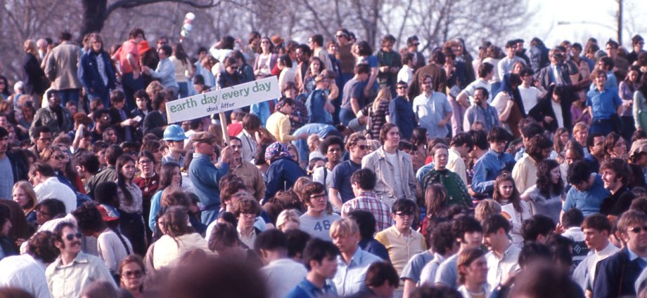 the-history-of-earth-day—and-why-it-still-matters