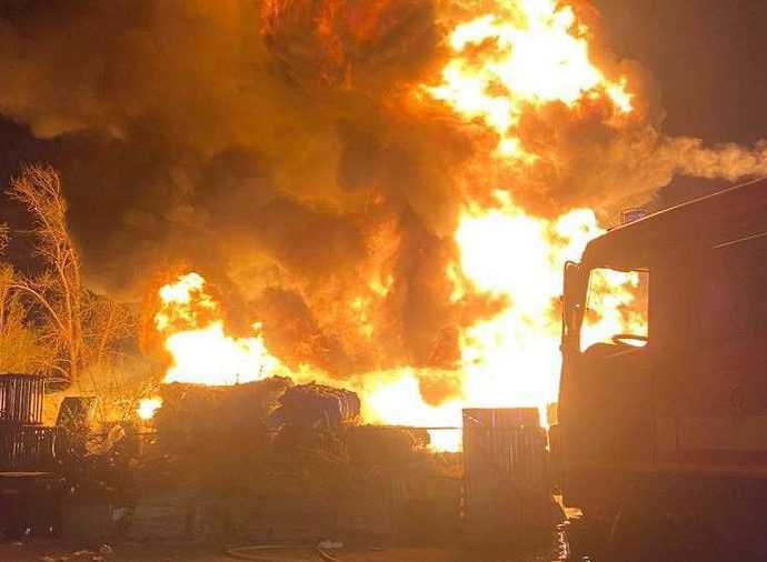 “today-i-was-lucky-that-it-wasn’t-me”:-ukrainian-journalists-on-living-through-russian-terror-strikes