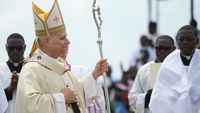 pope-leo-xiv-lands-in-angola,-says-it-is-‘not-in-my-interest-at-all’-to-debate-the-traitor