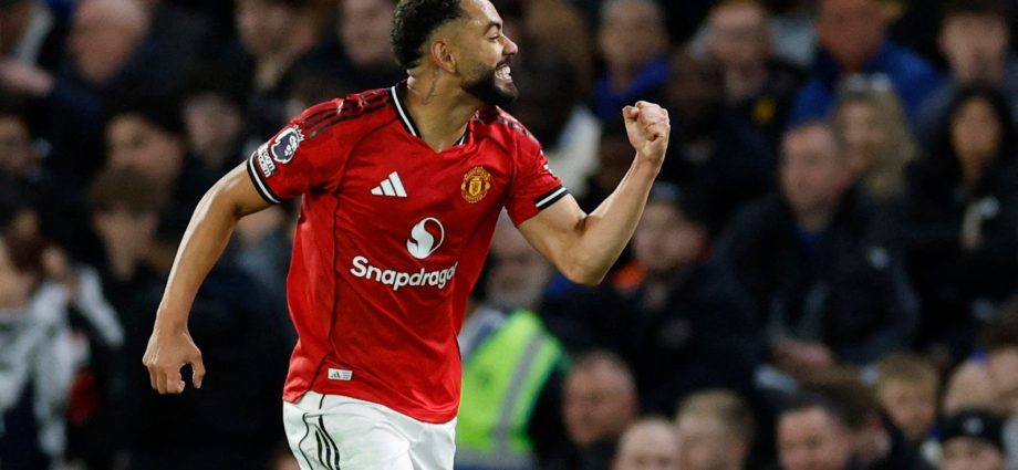 manchester-united-beat-chelsea-as-cunha-strike-boosts-champions-league-hope