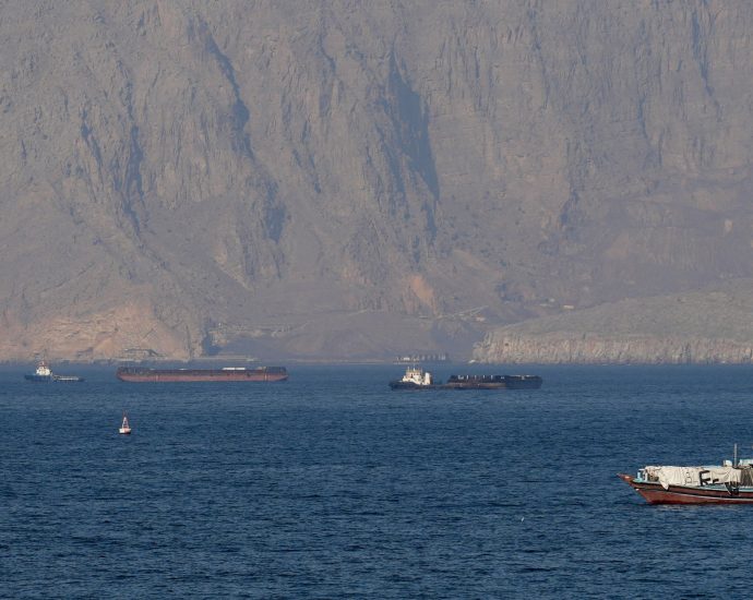 iran-military-orders-indian-ship-to-abort-strait-of-hormuz-passage