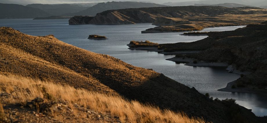 emergency-water-release-ordered-as-colorado-river-crisis-reaches-a-breaking-point