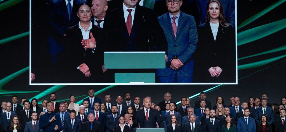 bulgarians-head-to-polls-for-eighth-time-in-five-years