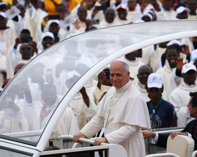 pope-leo-tells-angola-during-huge-mass-to-‘build-hope’