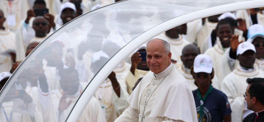 pope-leo-tells-angola-during-huge-mass-to-‘build-hope’