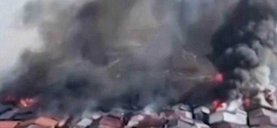 fire-in-malaysia-displaces-thousands-of-people