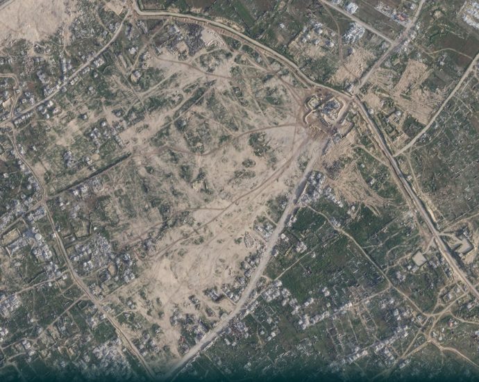 satellite-images-reveal-israel-expanding-gaza-military-sites