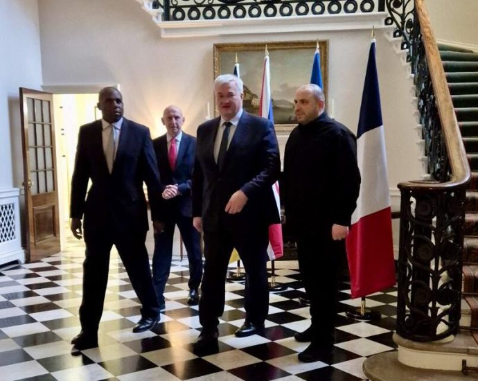 countries-that-ignored-ukraine-before-are-now-competing-for-meetings-—-ukrainian-fm-after-antalya-forum