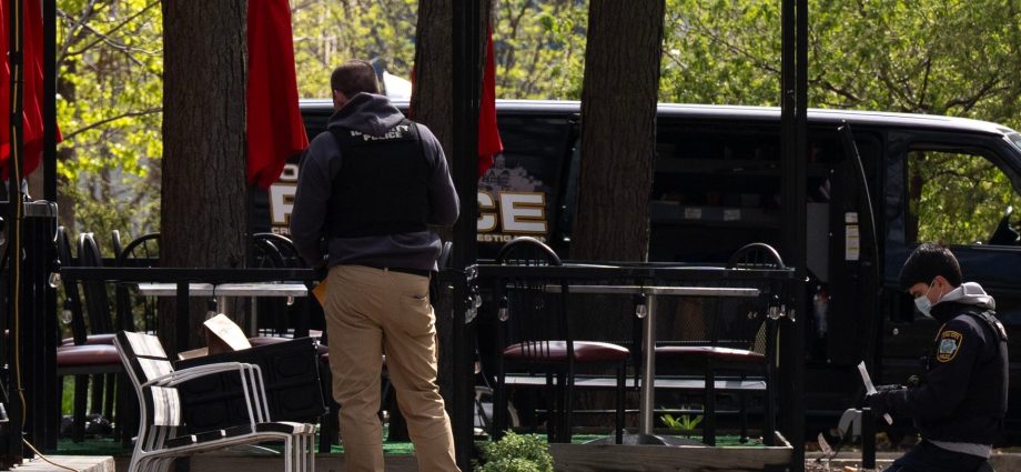 police-investigate-shooting-that-wounded-multiple-near-university-of-iowa-campus