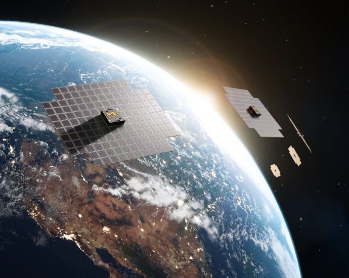 Giant BlueBird 7 mobile phone satellite will be deorbited after faulty Blue Origin launch