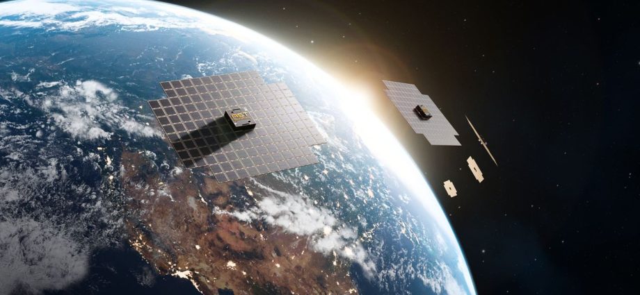 Giant BlueBird 7 mobile phone satellite will be deorbited after faulty Blue Origin launch