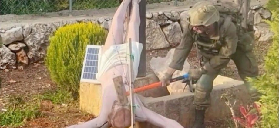 outrage-after-israeli-soldier-desecrates-statue-of-jesus-christ-in-lebanon