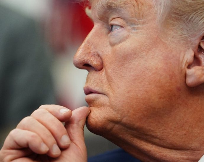 new-us.-iran-peace-talks-uncertain,-tsunami-warning-issued-for-japan:-live-updates