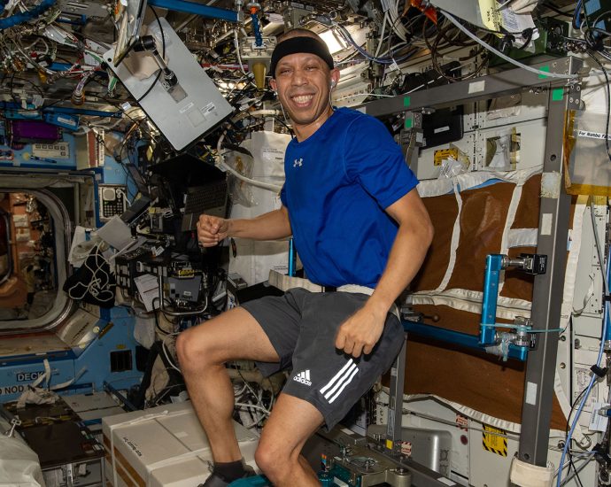 space-health-research-fills-day-before-cargo-craft-departs