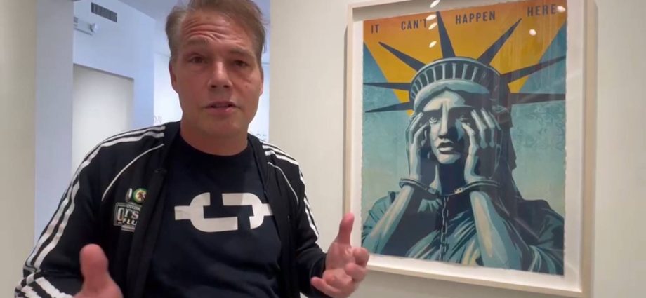 shepard-fairey-on-art,-activism-&-resisting-fascism:-“it-can-happen-here,-and-it-is”