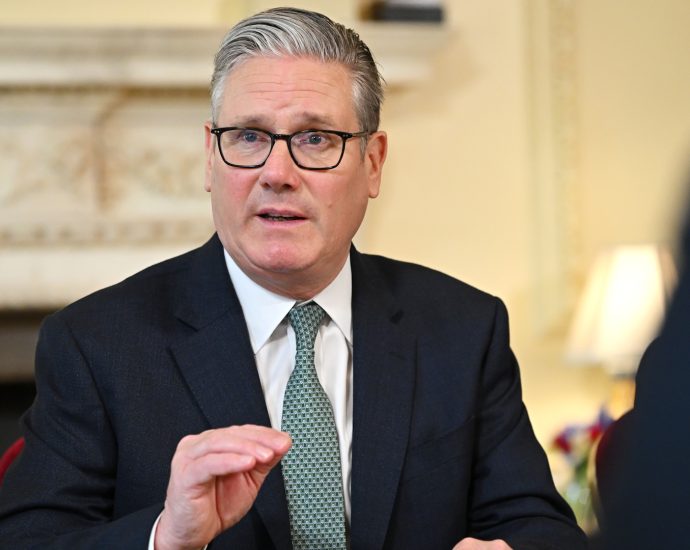 mandelson-vetting-scandal-puts-starmer-under-parliament-pressure