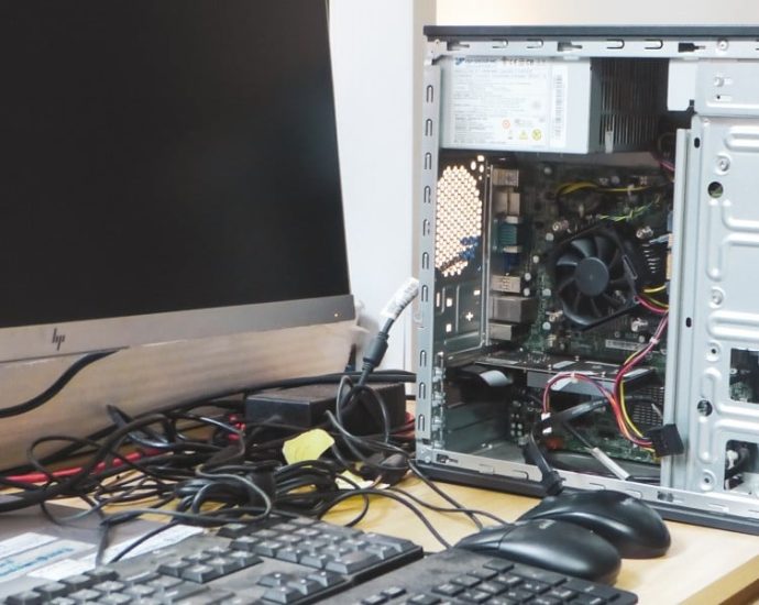 ‘invisible-mouse’-made-a-mess-of-pc-rebuild
