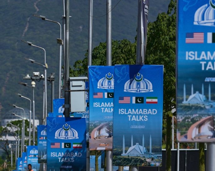 doubts-over-talks-between-iran-and-us.-after-violence-flares-in-strait-of-hormuz