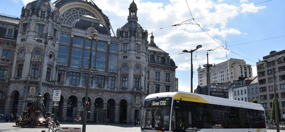 flemish-transport-agency-deploys-its-1,000th-electric-bus