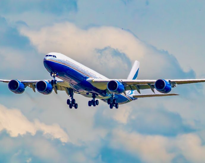 why-did-airbus-build-the-a340-with-4-engines?