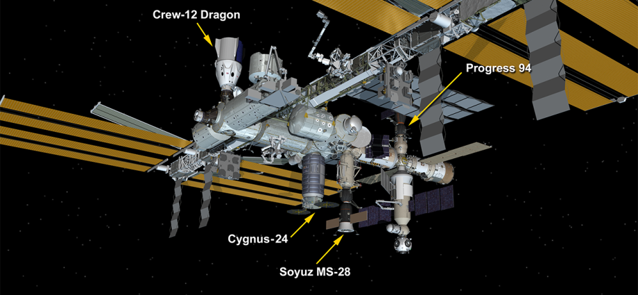 roscosmos-progress-93-cargo-spacecraft-departs-station