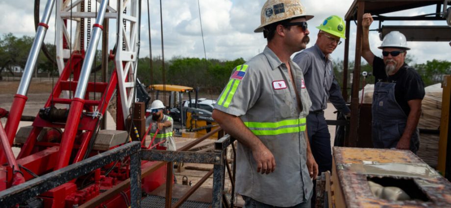 corpus-christi-projects-emergency-water-restrictions-in-september-for-large-industrial-users-and-500,000-customers