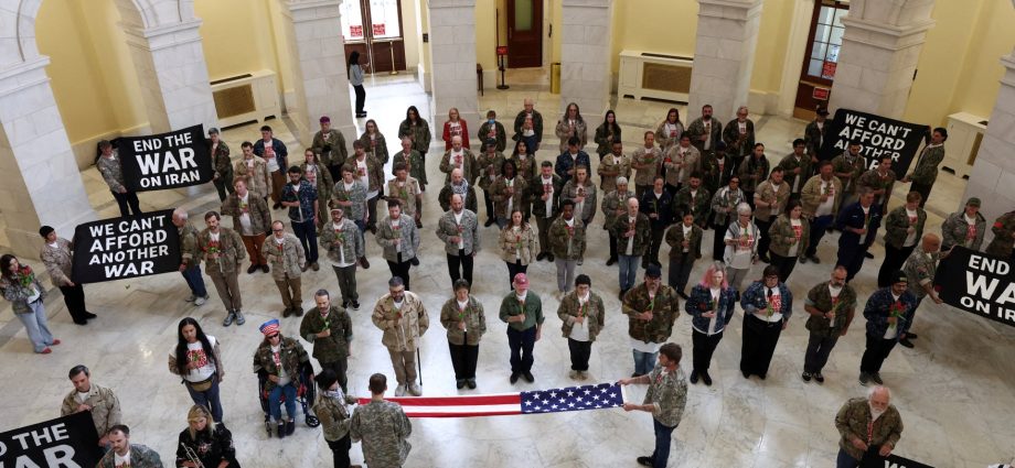 us-veterans-arrested-in-capitol-during-protest-against-the-war-on-iran