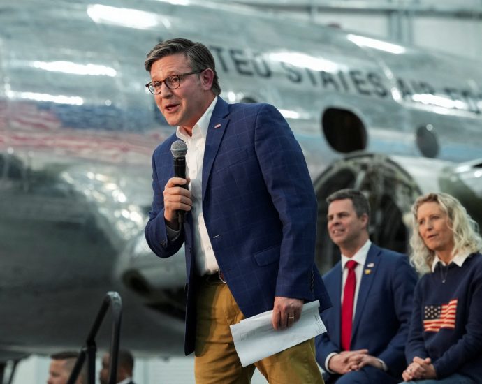 virginia-redistricting-vote:-what-polls-suggest-and-what-voters-will-decide