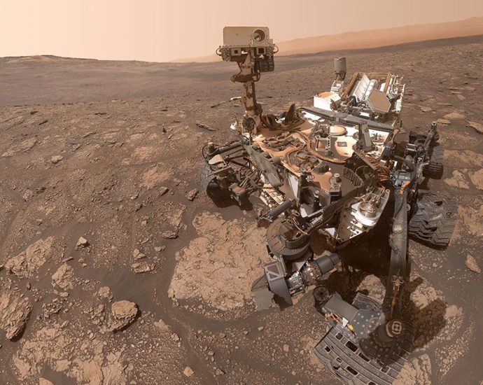 nasa’s-curiosity-finds-organic-molecules-never-seen-before-on-mars