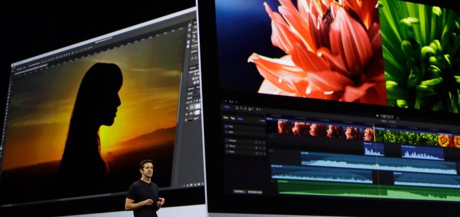 apple’s-new-ceo-john-ternus-steps-into-the-spotlight-after-flying-under-the-radar-for-years