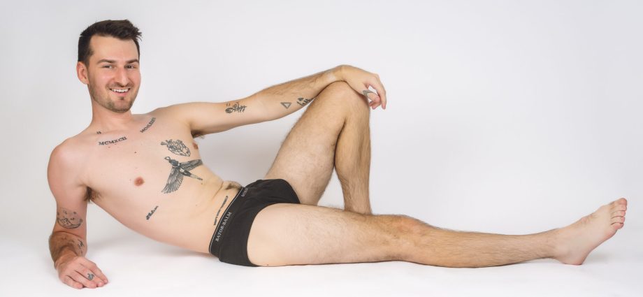 this-nsfw-reality-show-about-self-pleasure-is-back-and-wilder-than-ever