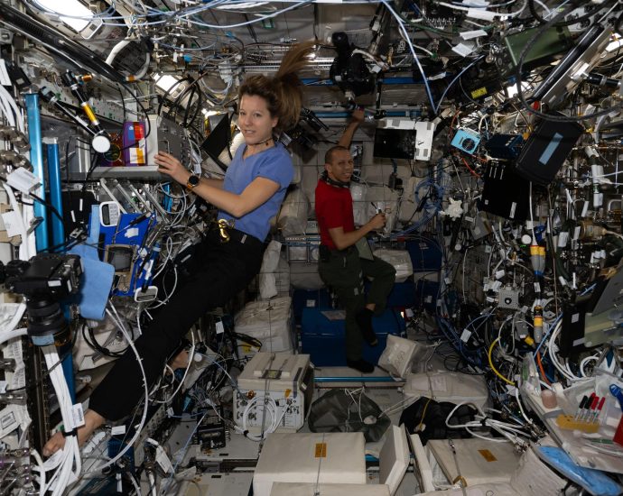 crew-studies-biotech-on-tuesday-to-advance-health-and-space-economy