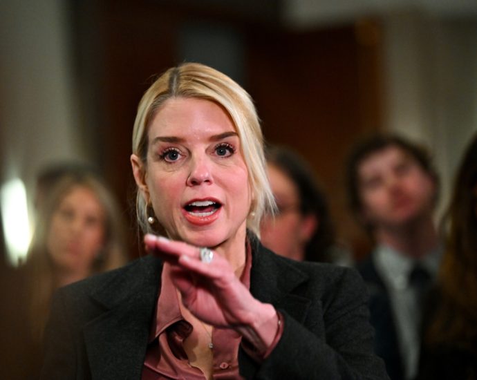 ex-bondi-aide-says-maga-too-incompetent-to-carry-out-the-traitor’s-revenge