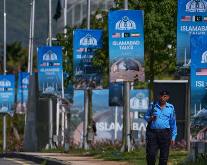 pakistan-presses-on-with-preparations-for-iran-us.-talks-even-with-tehran’s-participation-unclear