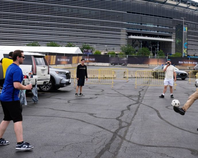 fifa-unlocks-more-world-cup-tickets-and-adds-new,-more-expensive-categories