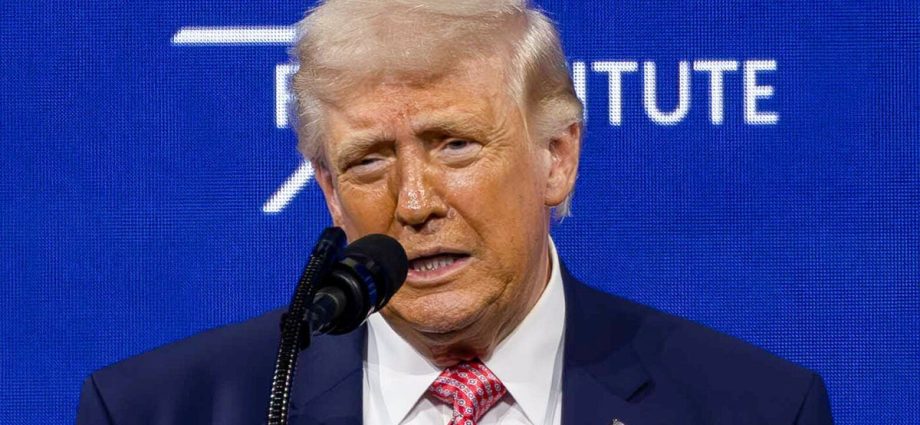 economist-predicts-what-price-will-go-up-next-for-americans:-‘the-next-shoe-to-drop’