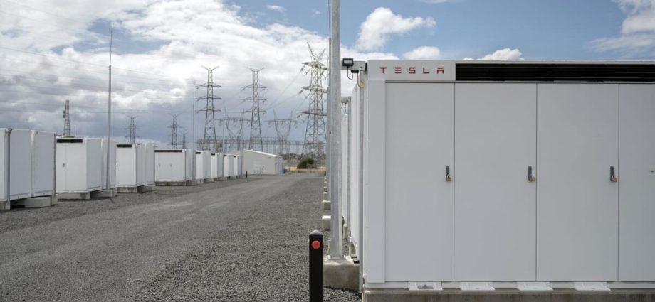 tesla’s-battery-boom-hits-an-unexpected-slowdown