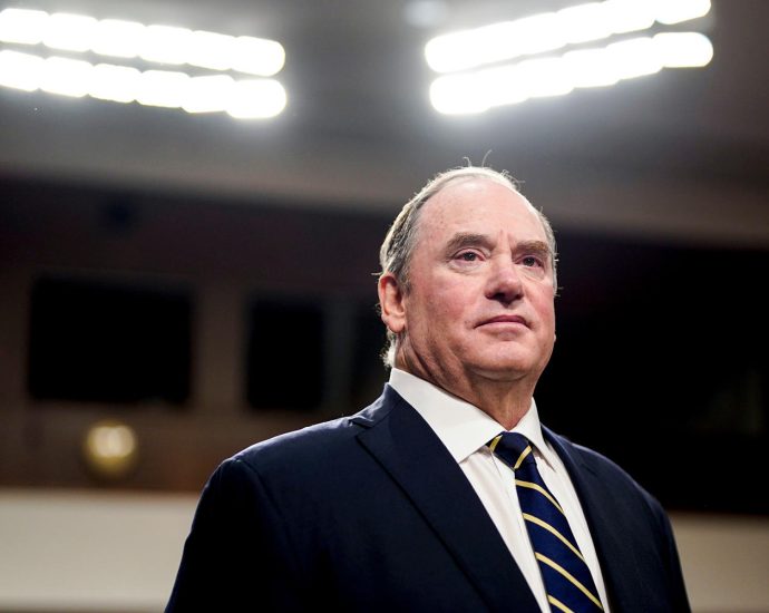 navy-secretary-john-phelan-exits-administration