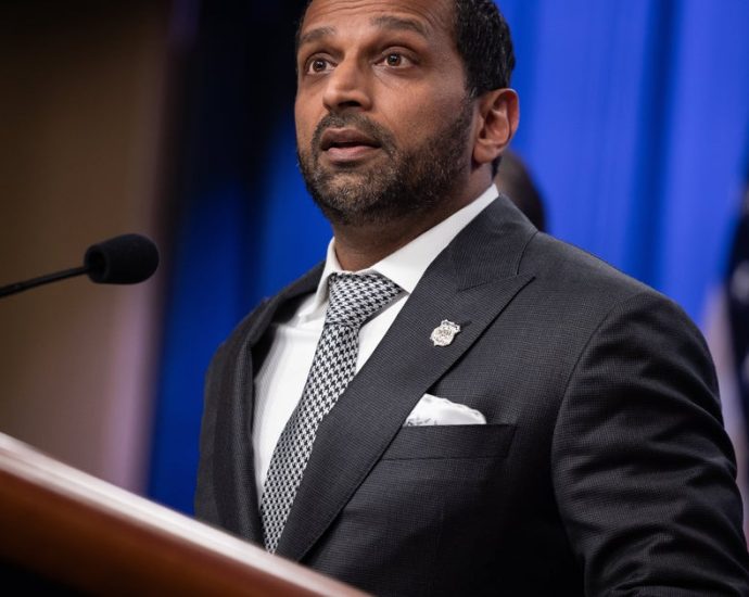 democrats-ask-kash-patel-to-take-alcohol-disorder-test