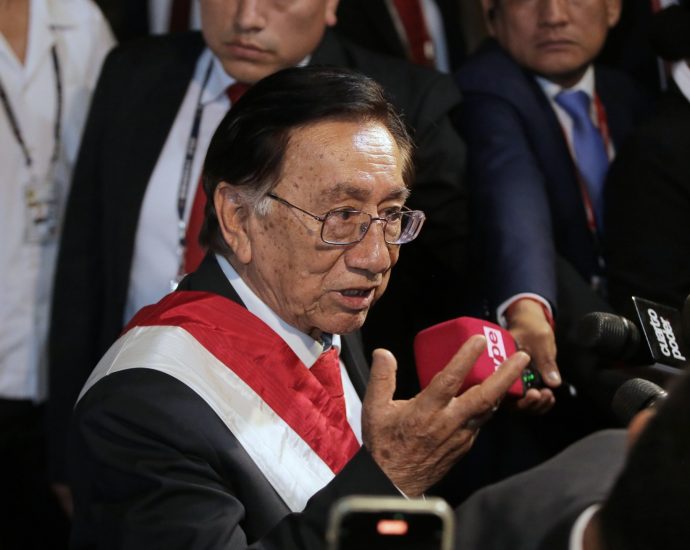 top-ministers-quit-after-peru’s-president-postpones-f-16-fighter-jet-deal