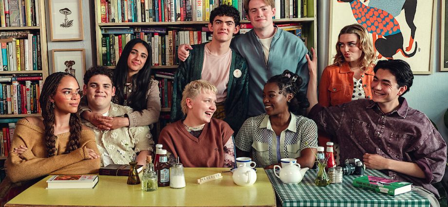 ‘heartstopper-forever’-sets-finale-film-date,-nick-&-charlie’s-love-faces-its-biggest-test-yet