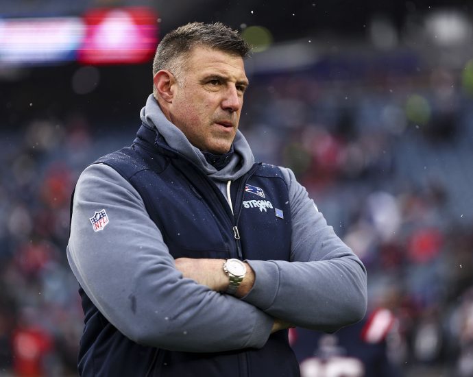 mike-vrabel-to-skip-some-of-nfl-draft-for-counseling-in-wake-of-dianna-russini-scandal