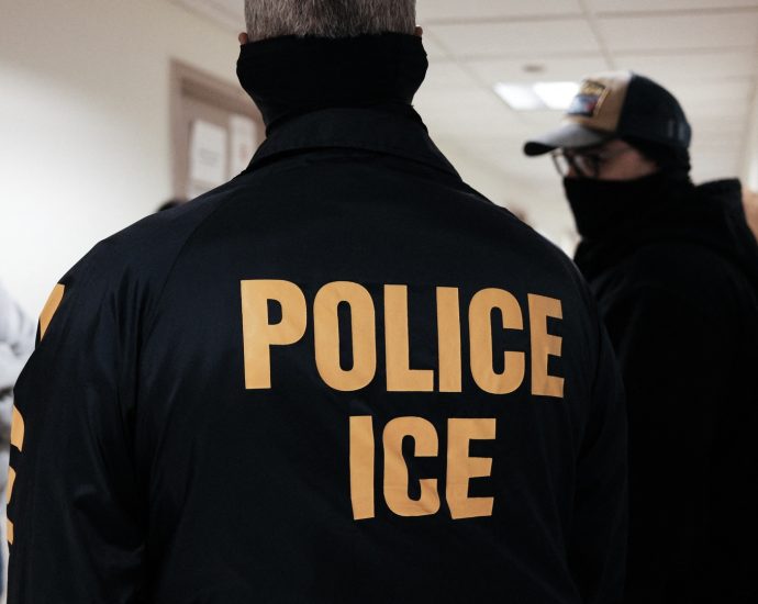 senate-advances-ice-funding-plan-without-democratic-support