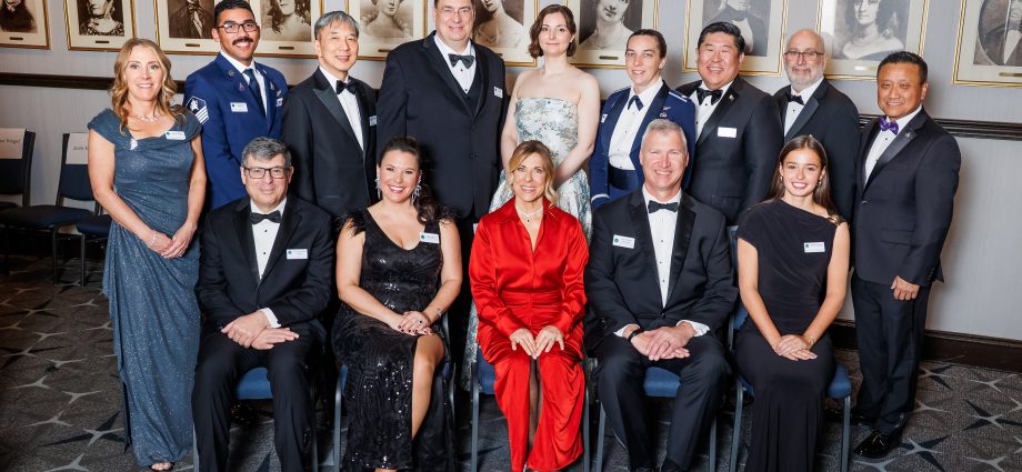 johnson-leaders-honored-by-national-space-club-&-foundation 