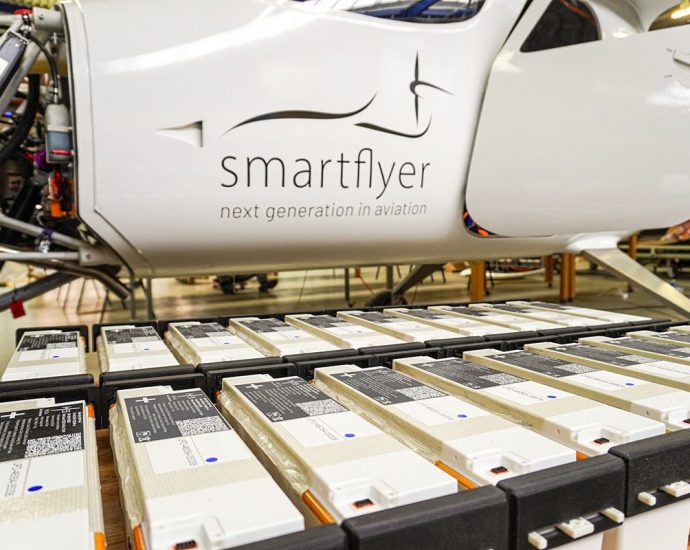 h55-delivers-first-certified-adagio-battery-modules-to-smartflyer’s-sfx1-aircraft-program