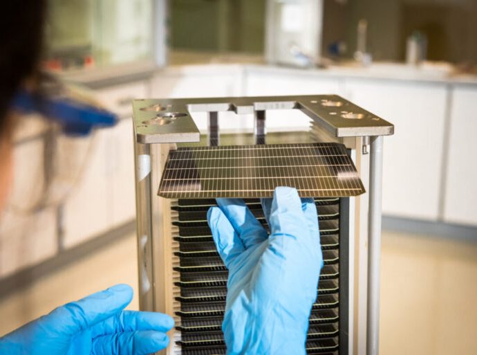 Oxford PV’s perovskite expertise to help advance solar-powered EVs 