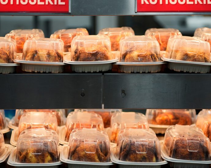 a-$7-rotisserie-chicken-can-feed-a-family,-but-not-with-snap.-that-could-change