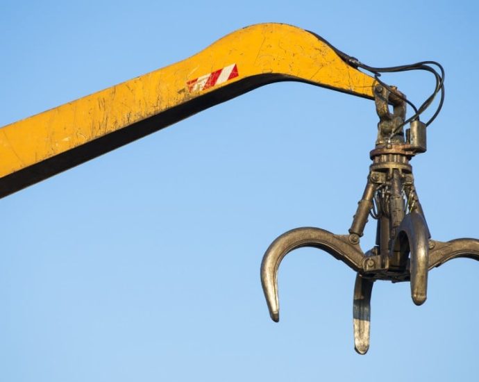 to-fix-this-wi-fi-network,-we’ll-need-a-crane