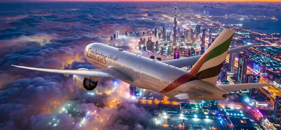 inside-emirates’-boeing-777x-cabin:-what-passengers-gain-&-lose-without-the-airbus-a380