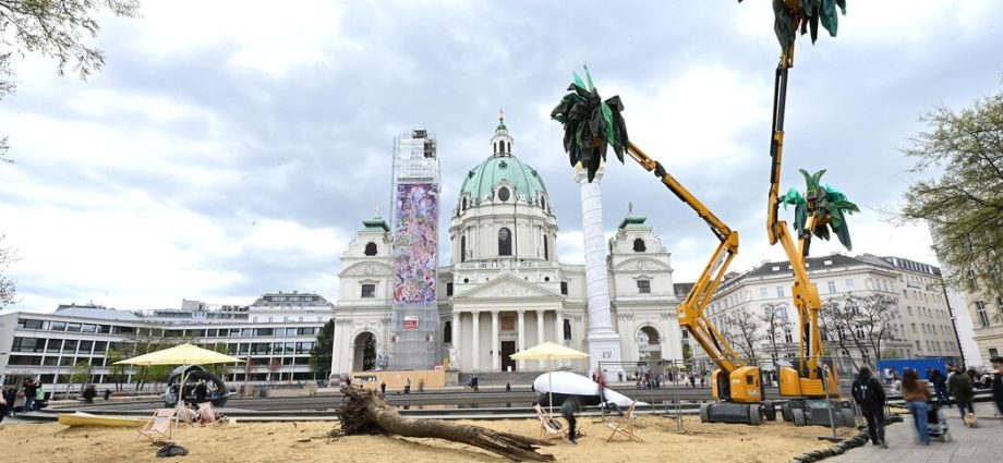 the-vienna-climate-biennale-contrasts-chaos-with-hope